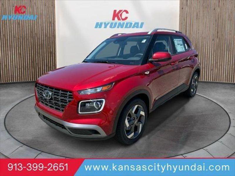 New 2025 Hyundai VENUE Limited