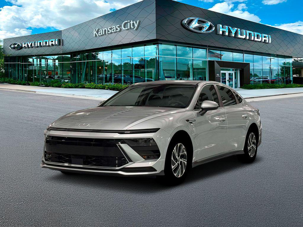 New 2026 Hyundai SONATA Hybrid Base