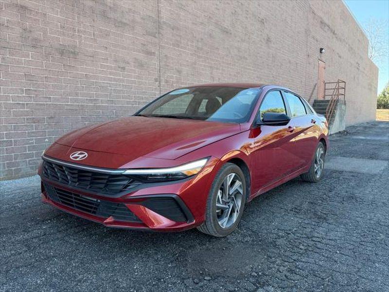 New 2025 Hyundai ELANTRA Sport