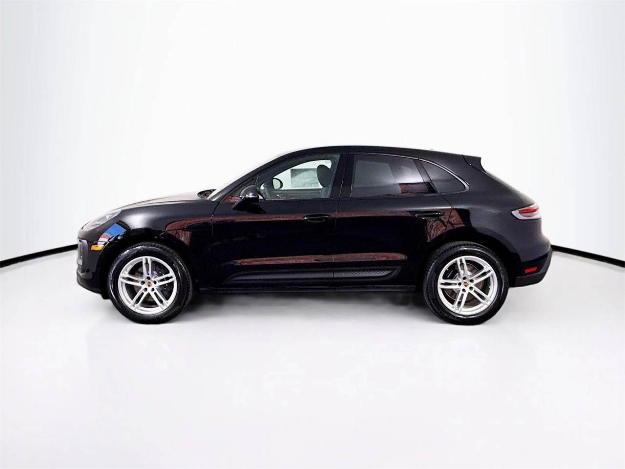 2025 Porsche MACAN 照片 2