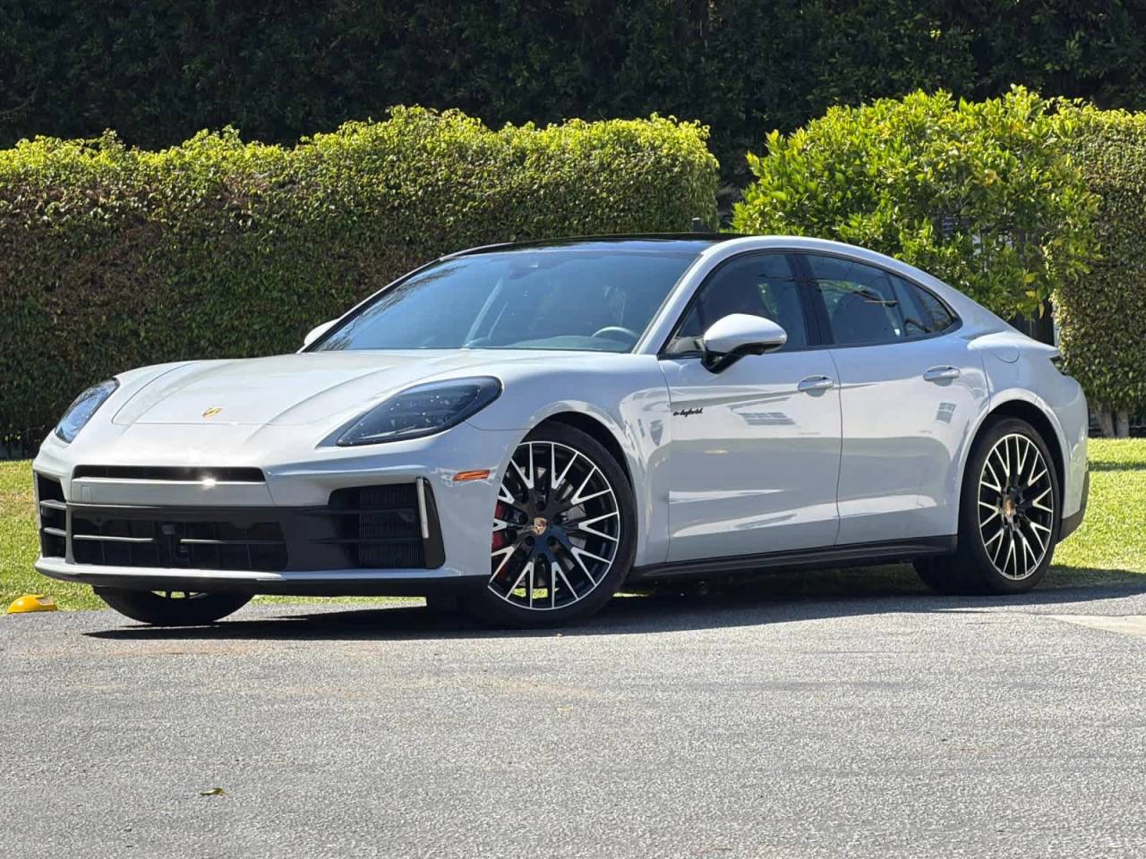 2026 Porsche PANAMERA 照片 1