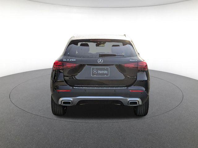 MERCEDES-BENZ GLA-CLASS - 6