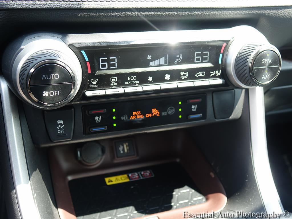 2024 Toyota RAV4 LIMITED photo 10