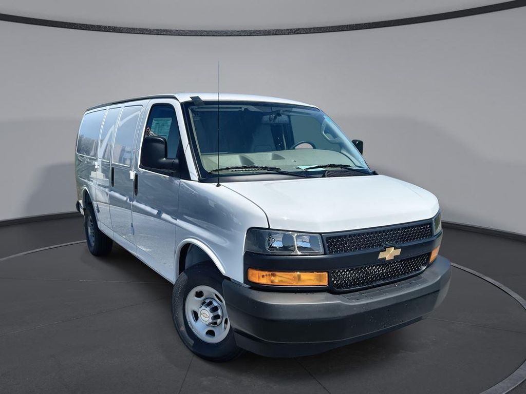 New 2026 Chevrolet Express 2500 Work Van