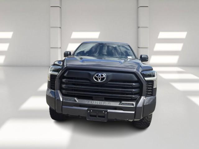 TOYOTA TUNDRA - 2