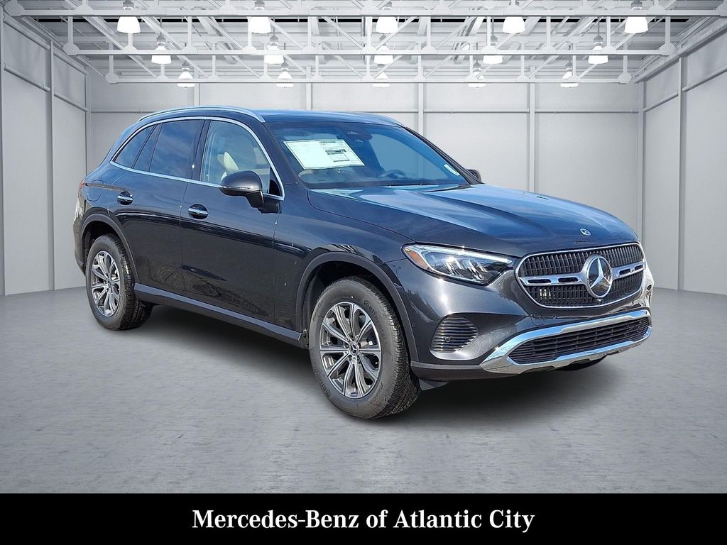New 2026 Mercedes-Benz GLC 300 4MATIC