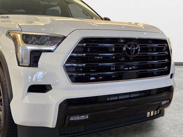 2026 Toyota SEQUOIA LIMITED — фото 2