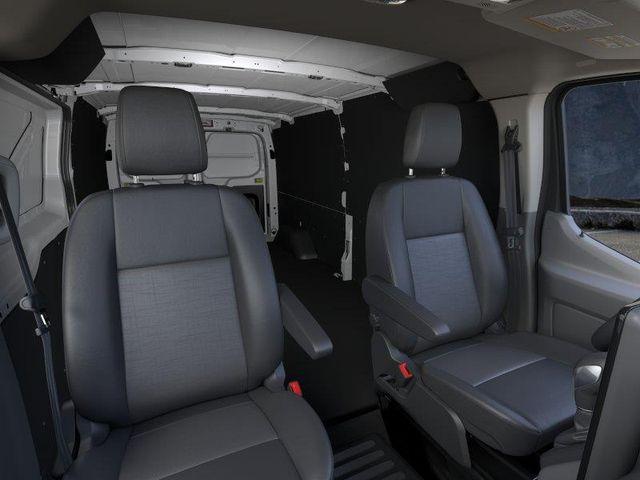 صورة 10 لـ 2026 FORD TRANSIT-150 BASE