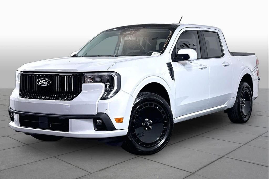 New 2026 Ford Maverick Lobo