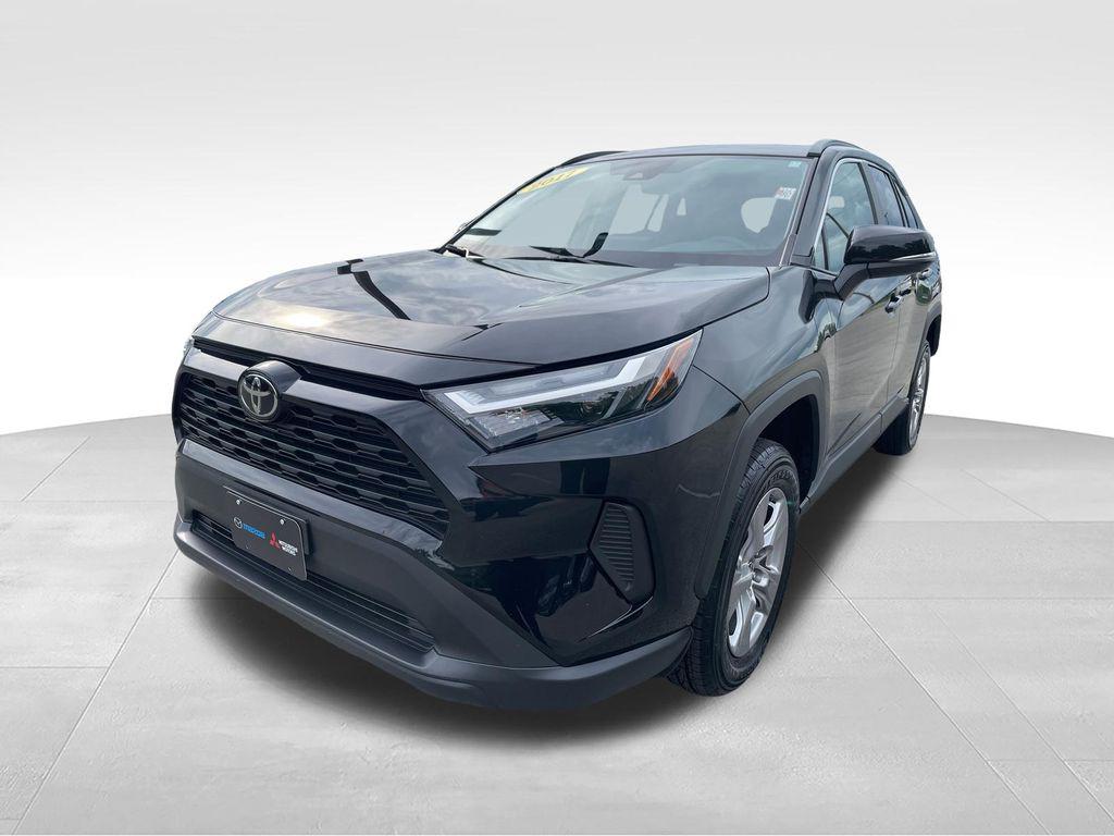 2025 Toyota RAV4 XLE 照片 3