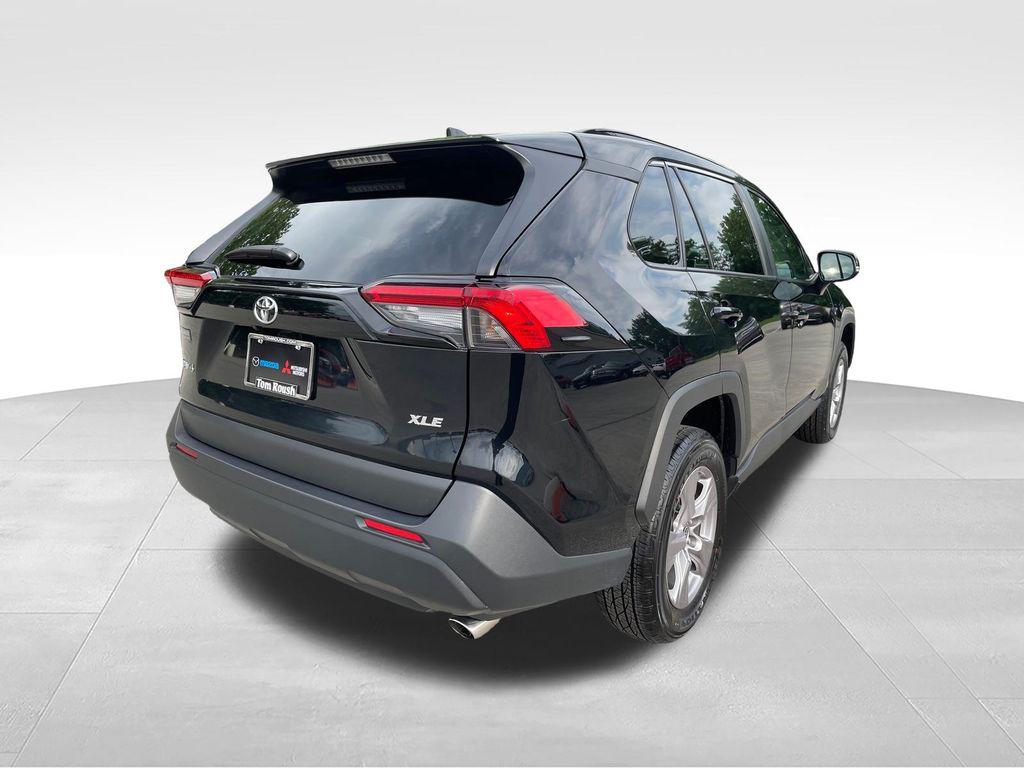 2025 Toyota RAV4 XLE 照片 10
