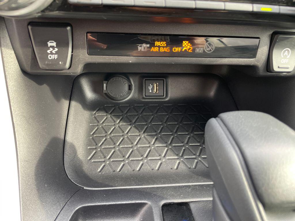2025 Toyota RAV4 XLE 缩略图 31