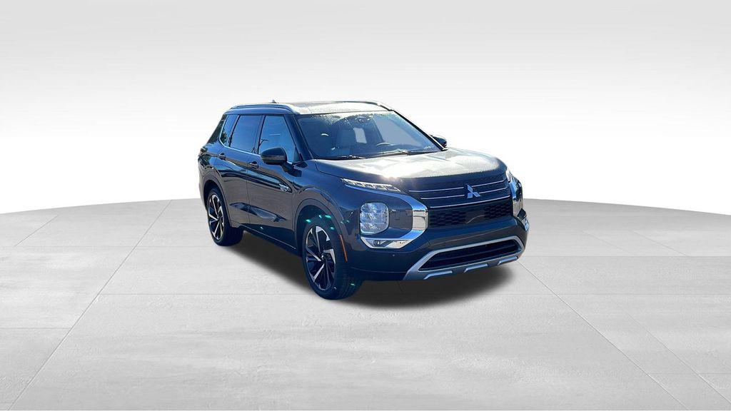 New 2025 Mitsubishi Outlander PHEV SEL