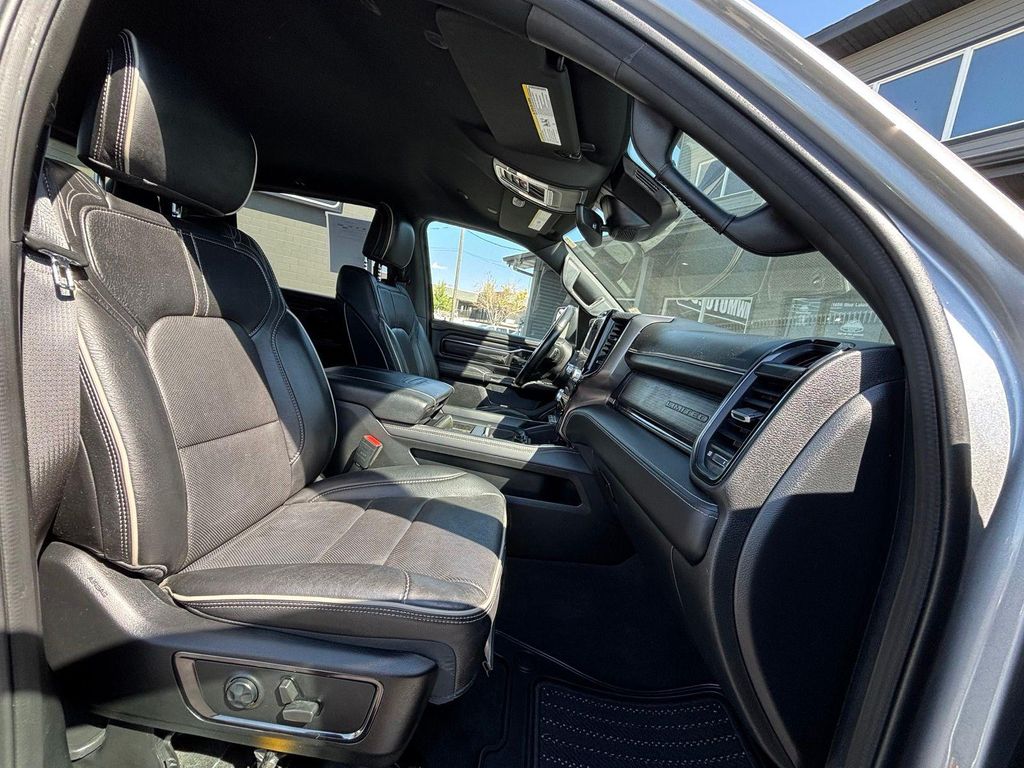صورة مصغرة 23 لـ 2022 RAM 1500 LIMITED