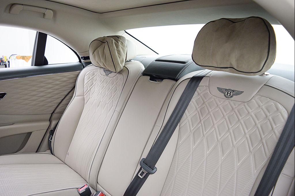 صورة مصغرة 26 لـ 2022 Bentley FLYING SPUR V8