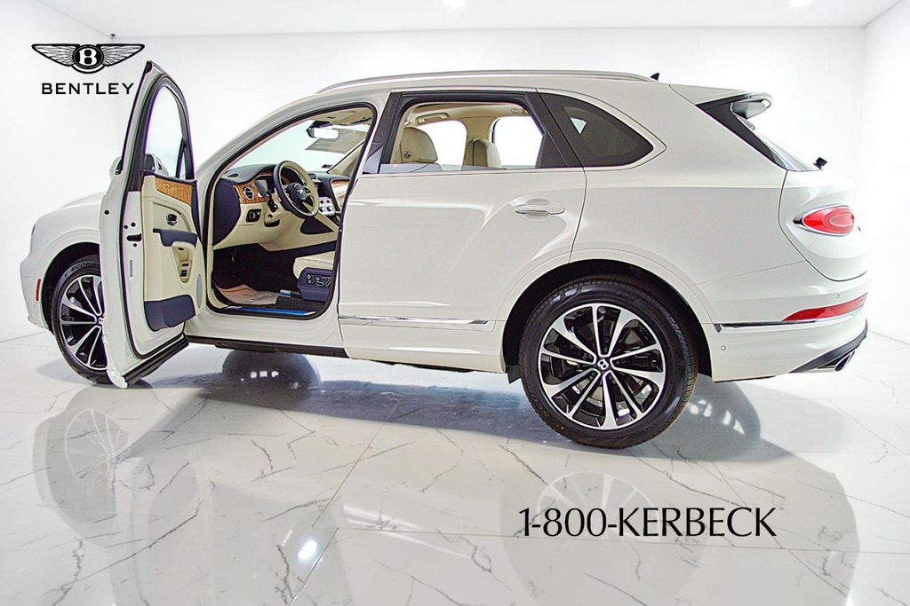 2023 BENTLEY BENTAYGA V8/LEASE OPTIONS AVAILABLE photo 5