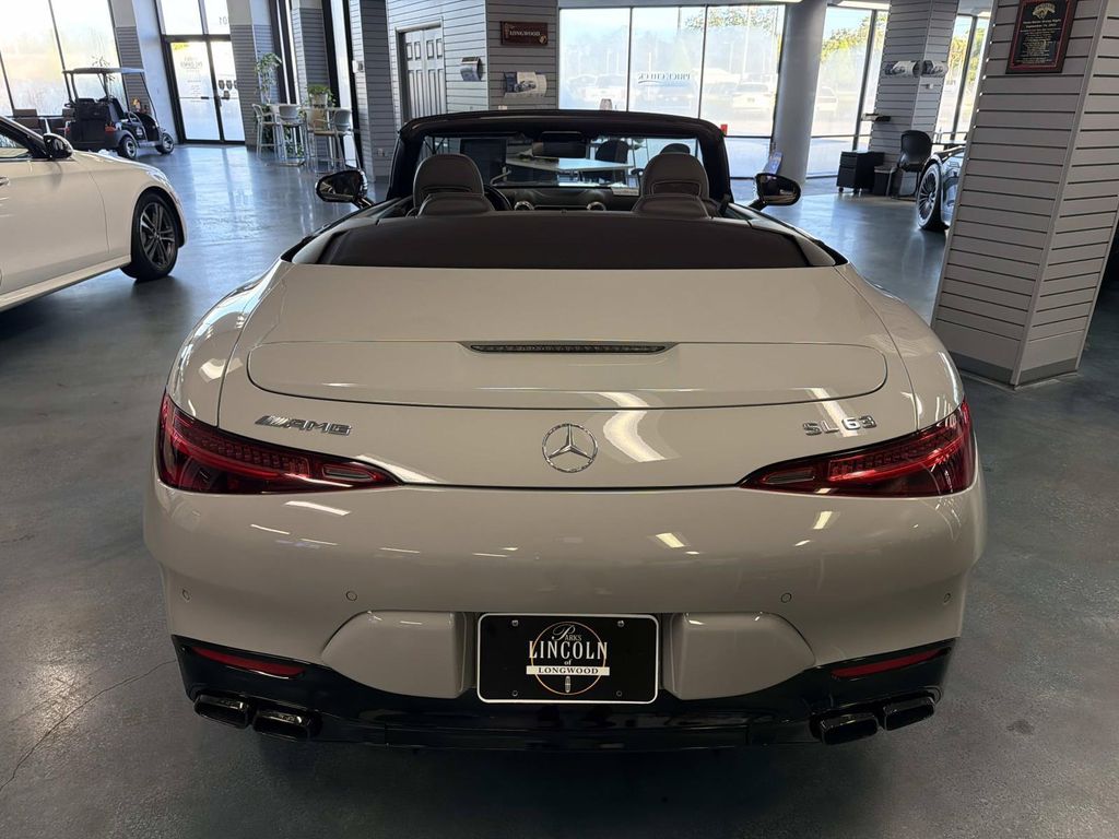 2022 Mercedes-BENZ AMG SL 63 BASE — миниатюра 3