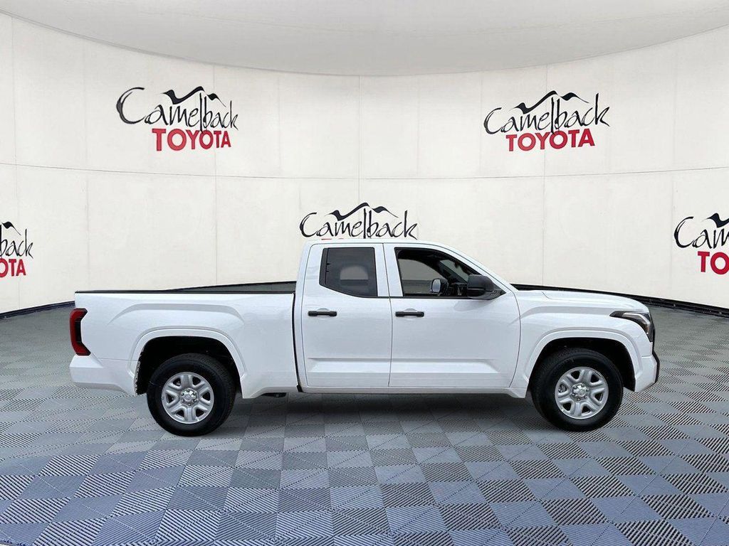 TOYOTA TUNDRA - 8
