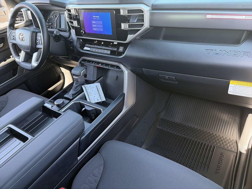 صورة مصغرة 23 لـ 2026 Toyota TUNDRA SR5