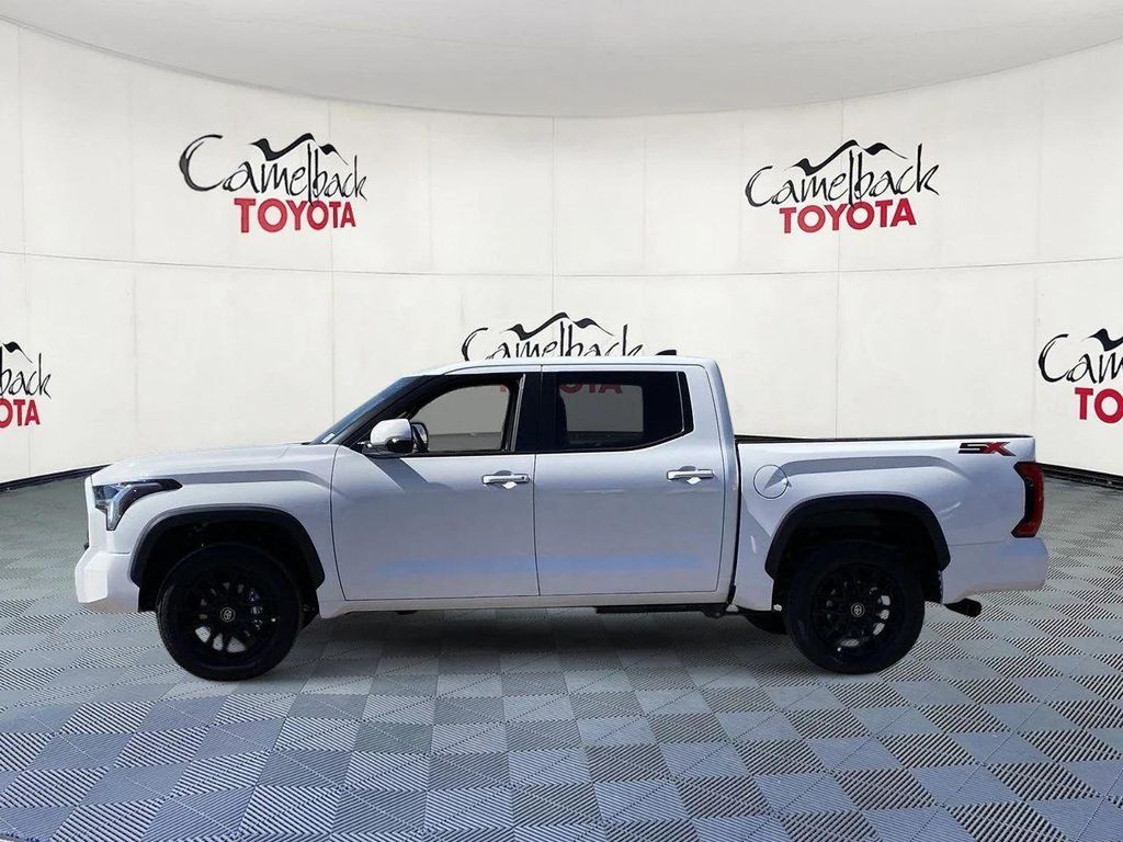 TOYOTA TUNDRA - 4