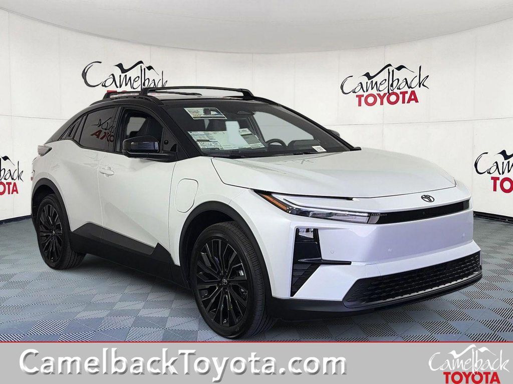 New 2026 Toyota C-HR XSE