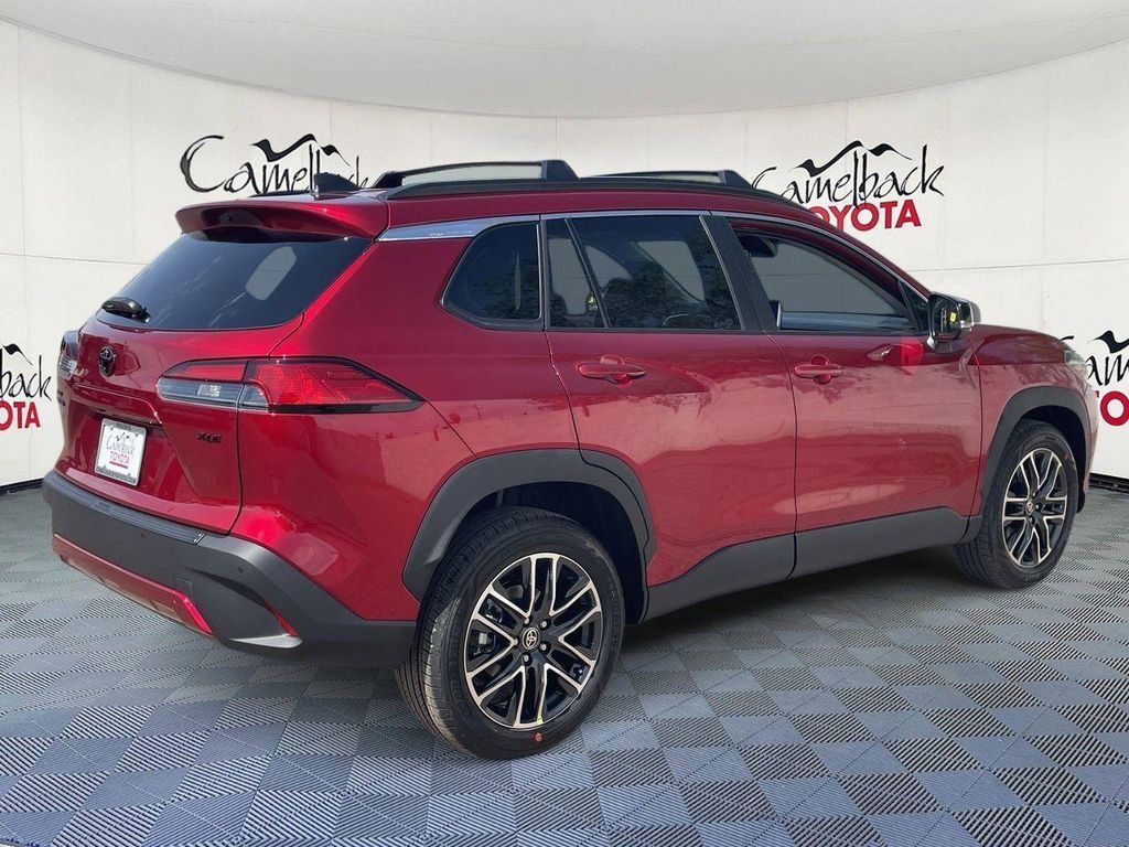 TOYOTA COROLLA CROSS - 8