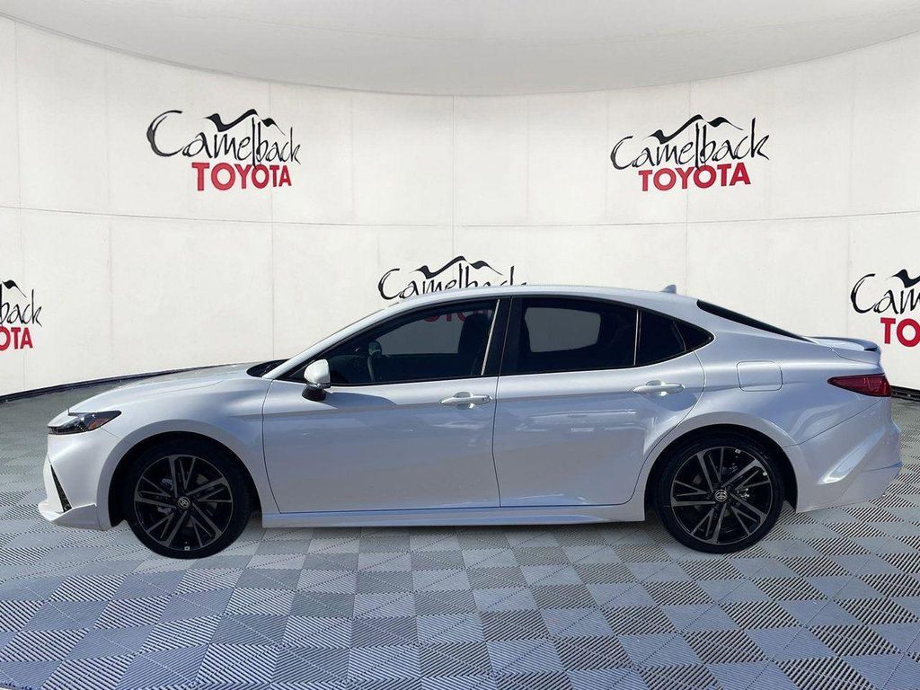 TOYOTA CAMRY - 5