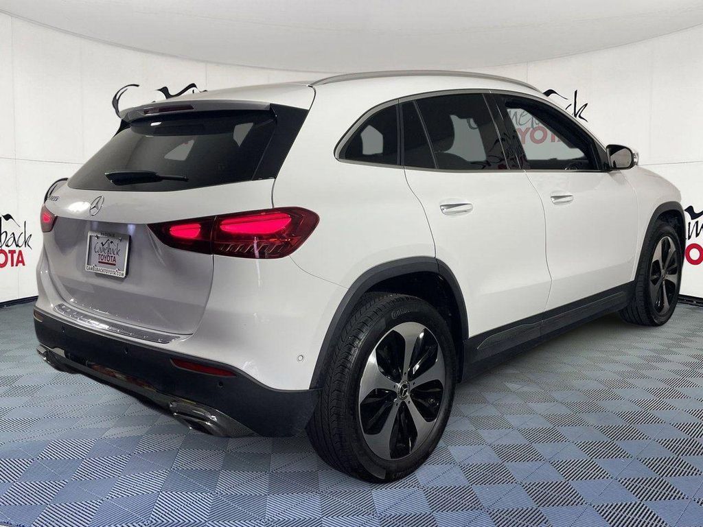 MERCEDES-BENZ GLA-CLASS - 7