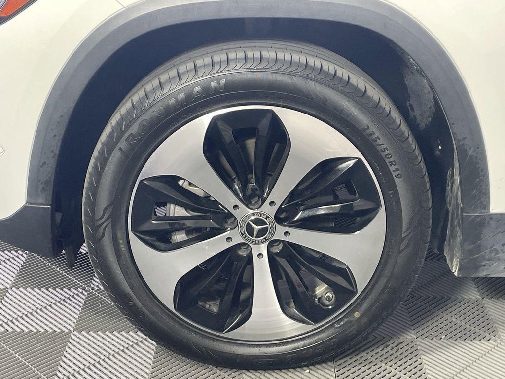 MERCEDES-BENZ GLA-CLASS - 9