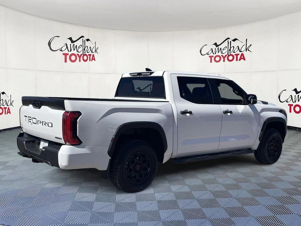 TOYOTA TUNDRA - 7
