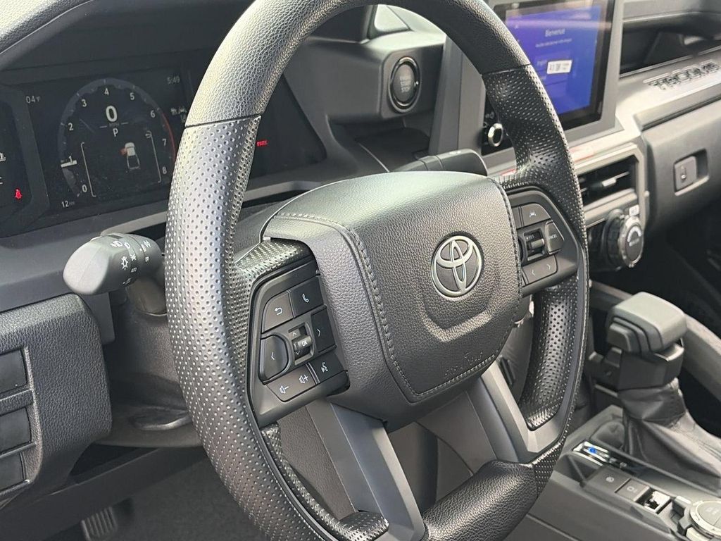 صورة مصغرة 12 لـ 2026 Toyota TACOMA SR5