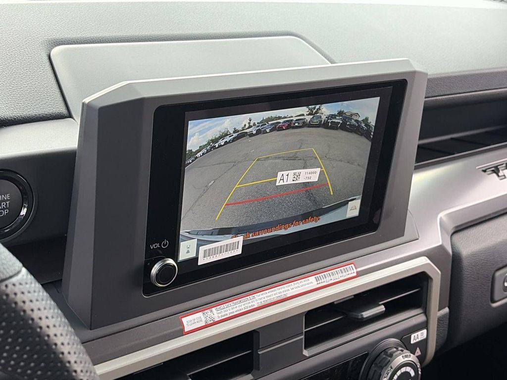 صورة مصغرة 15 لـ 2026 Toyota TACOMA SR5