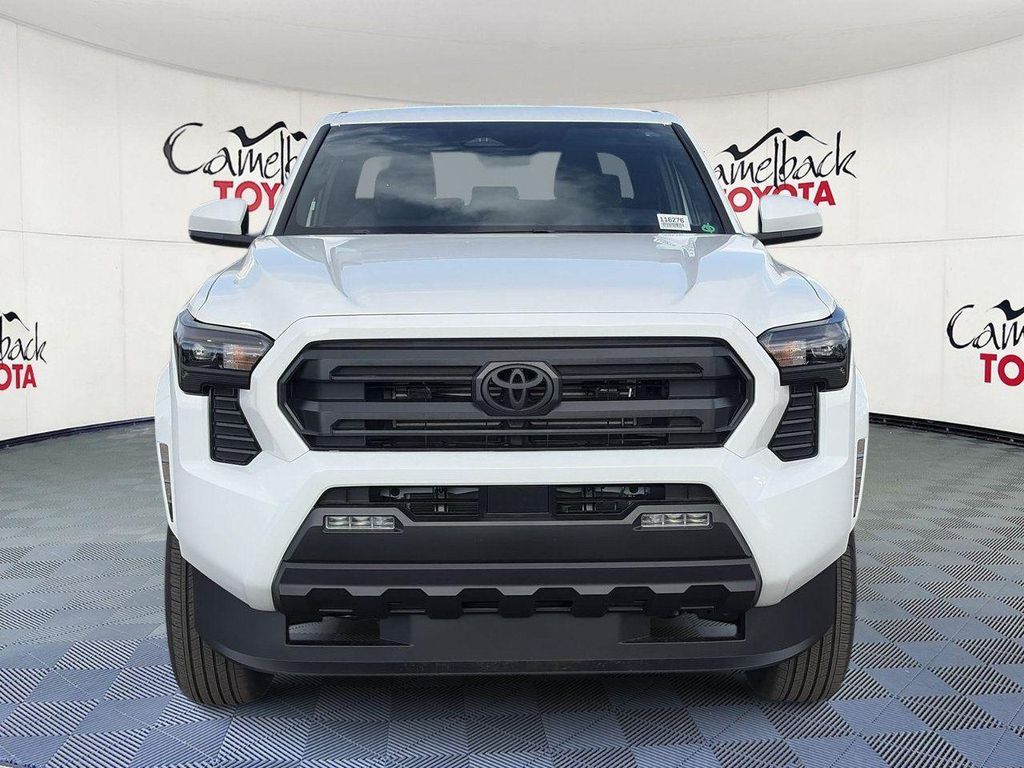 2026 Toyota TACOMA SR5 照片 2
