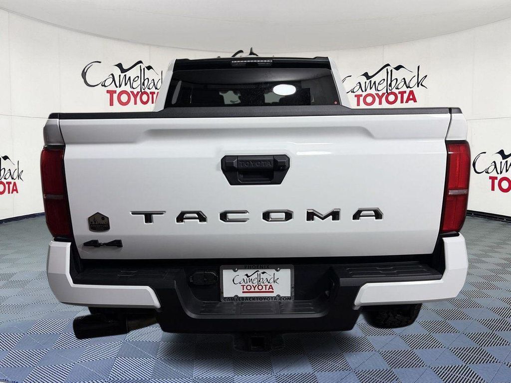 صورة 6 لـ 2026 Toyota TACOMA SR5