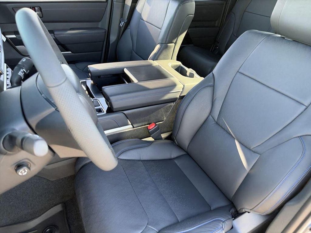 صورة مصغرة 18 لـ 2026 Toyota TUNDRA PLATINUM