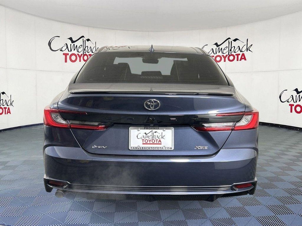 TOYOTA CAMRY - 6