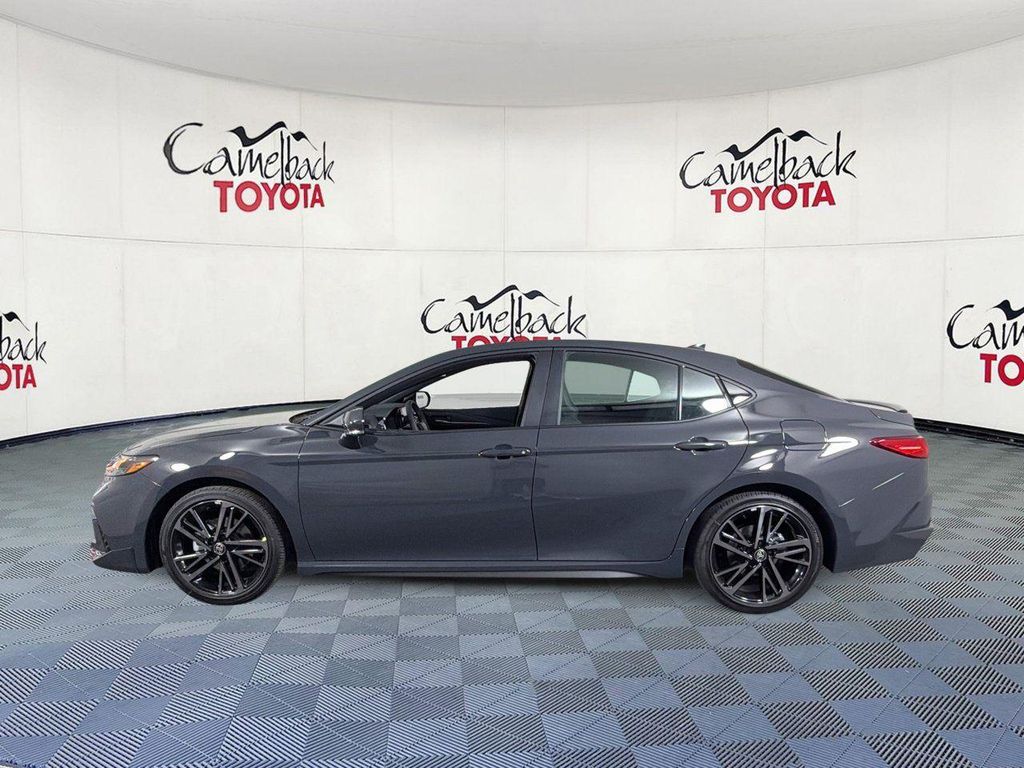 صورة 4 لـ 2026 Toyota CAMRY XSE