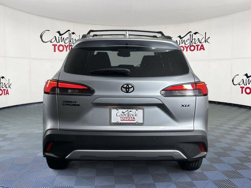 TOYOTA COROLLA CROSS - 6