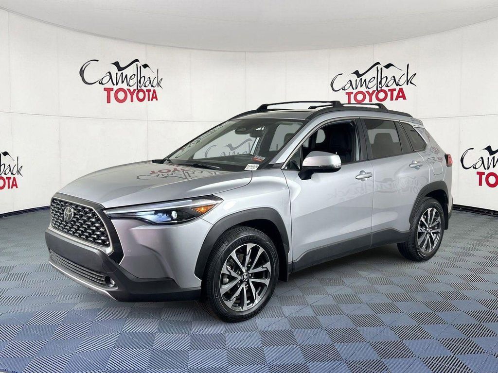 TOYOTA COROLLA CROSS - 2