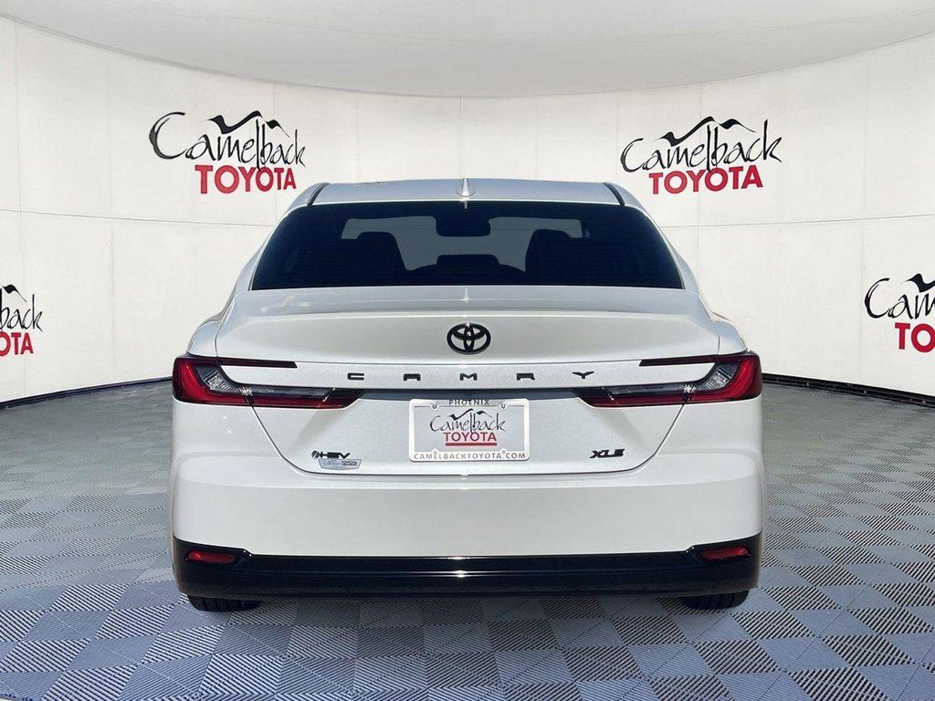 TOYOTA CAMRY - 7