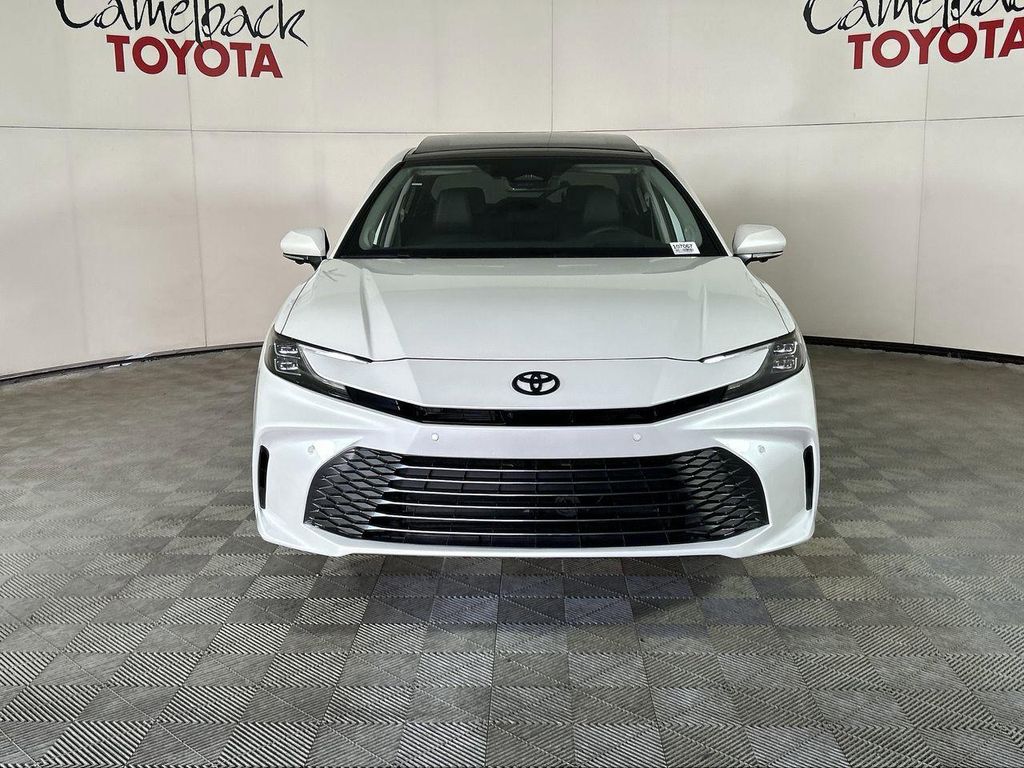 TOYOTA CAMRY - 3