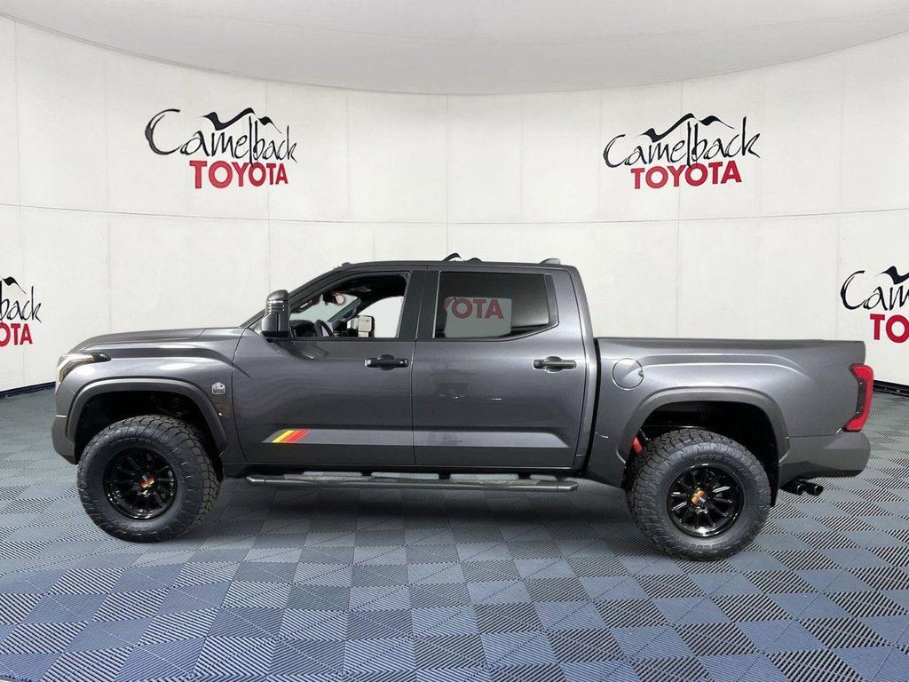 TOYOTA TUNDRA - 4