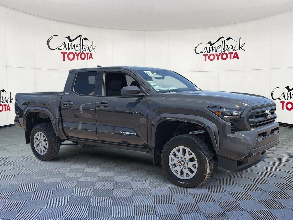 2026 Toyota TACOMA SR5 — фото 3