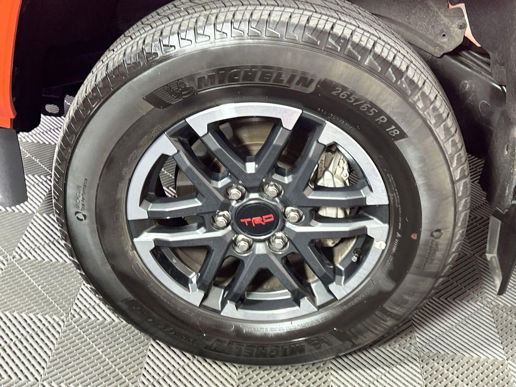 2024 TOYOTA TACOMA TRD SPORT photo 10