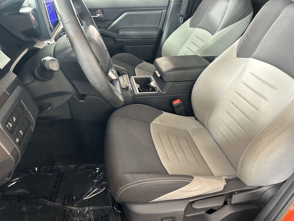 صورة مصغرة 21 لـ 2024 Toyota TACOMA TRD SPORT