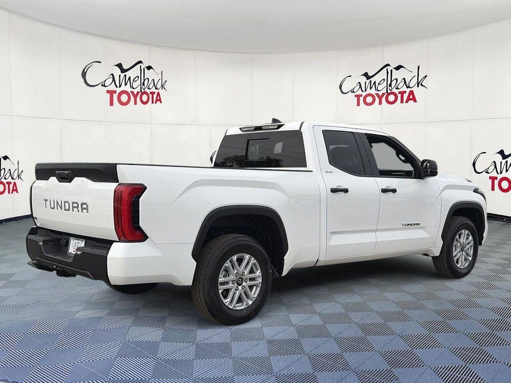 2026 Toyota TUNDRA SR5 — фото 7