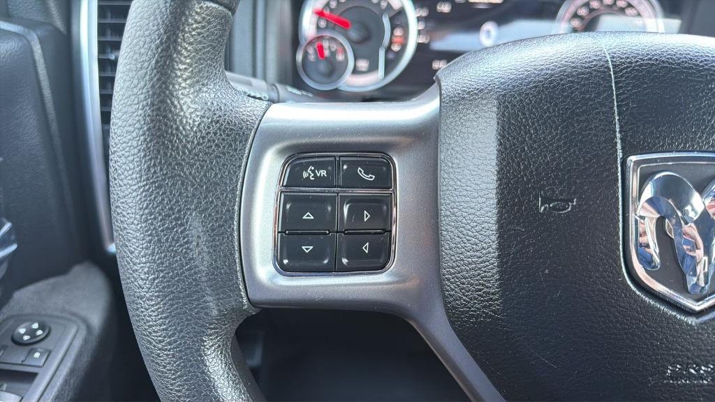 صورة مصغرة 16 لـ 2022 RAM 1500 CLASSIC SLT