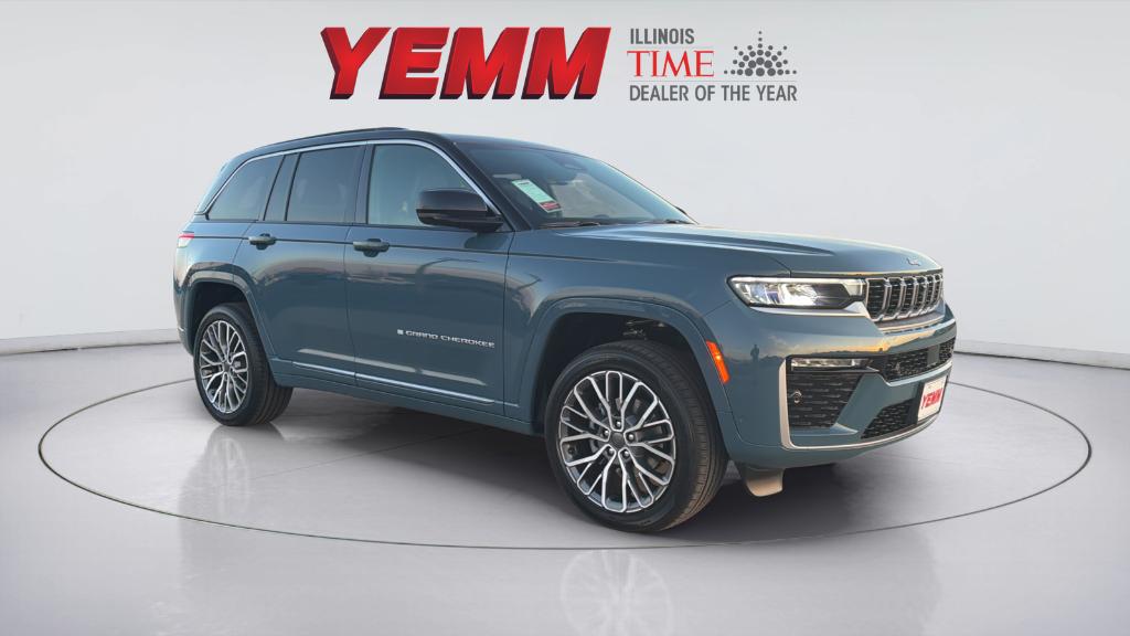 New 2026 Jeep Grand Cherokee Summit 4x4