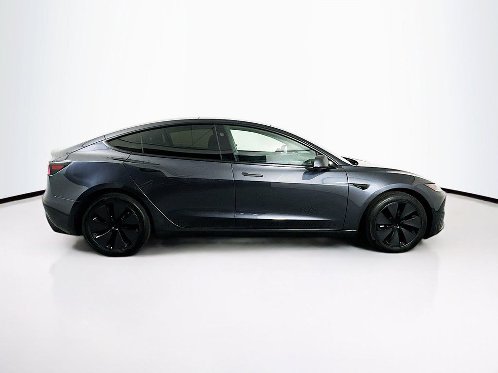 2025 Tesla MODEL 3 LONG RANGE 缩略图 8
