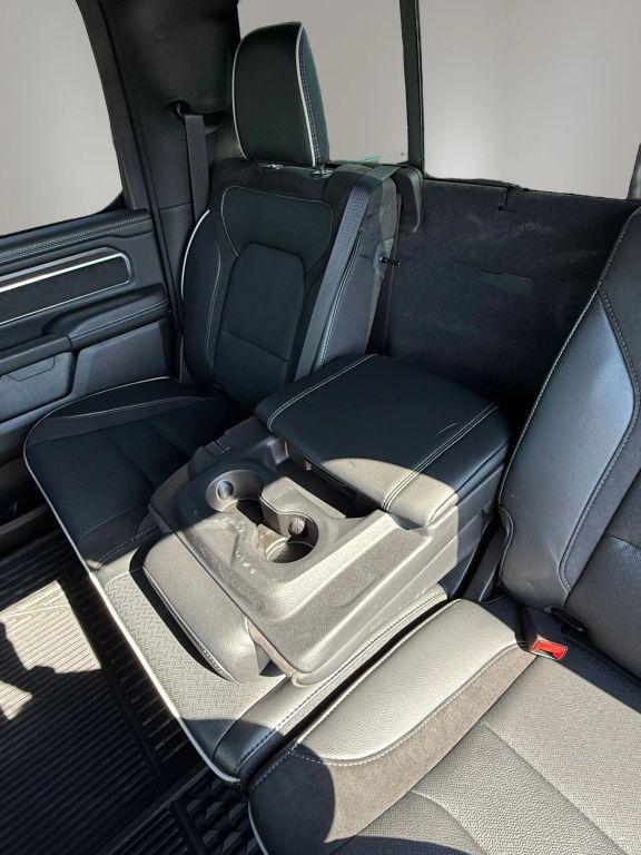 صورة مصغرة 24 لـ 2026 RAM 1500 LARAMIE